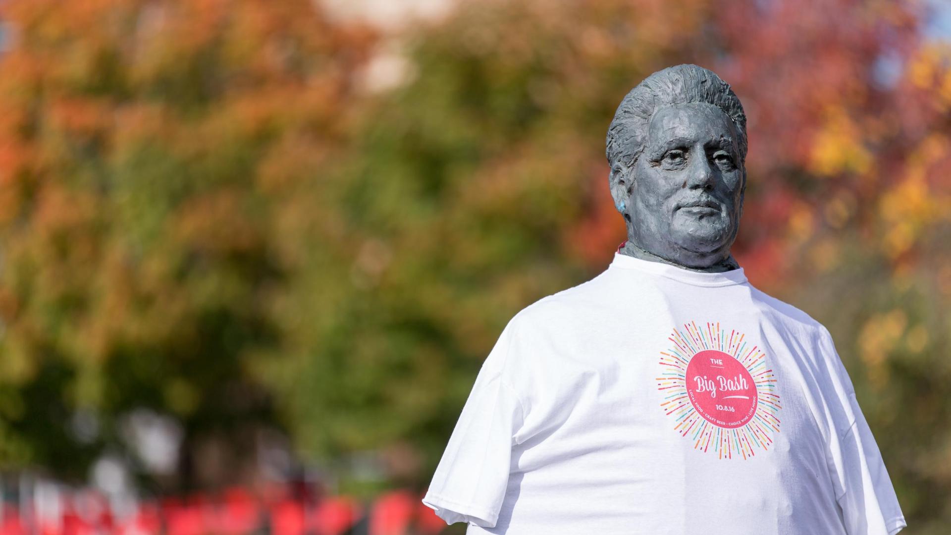 Bishop dressed for alumni weekend