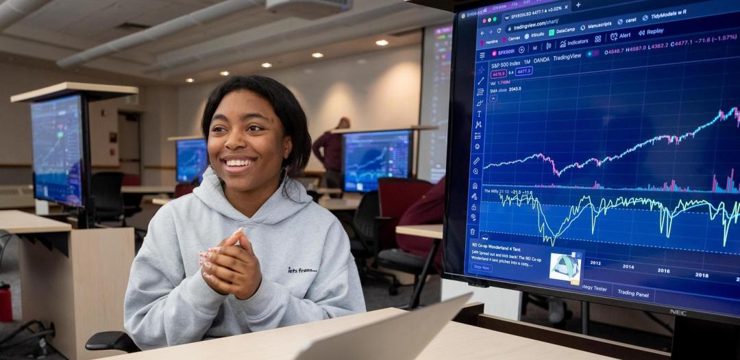 Business student at Hamline